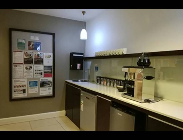 8M² OFFICE TO LET IN SANDTON CENTRAL